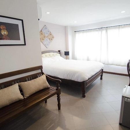 Sabai Hotel & Hostel チエンマイ エクステリア 写真
