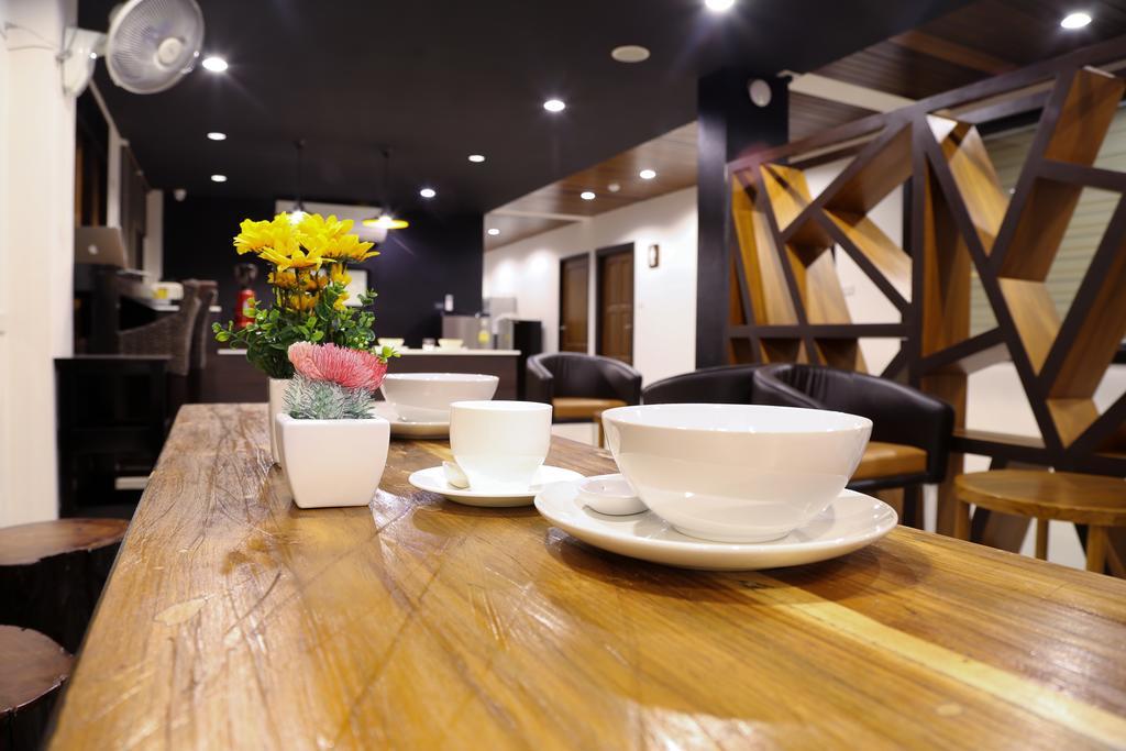Sabai Hotel & Hostel チエンマイ エクステリア 写真