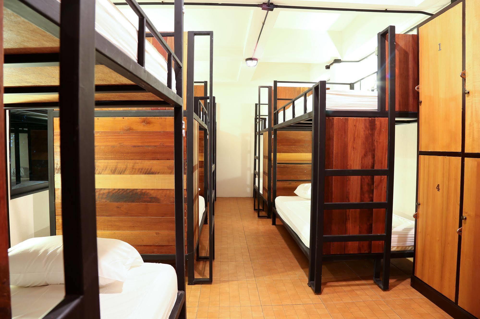Sabai Hotel & Hostel チエンマイ エクステリア 写真