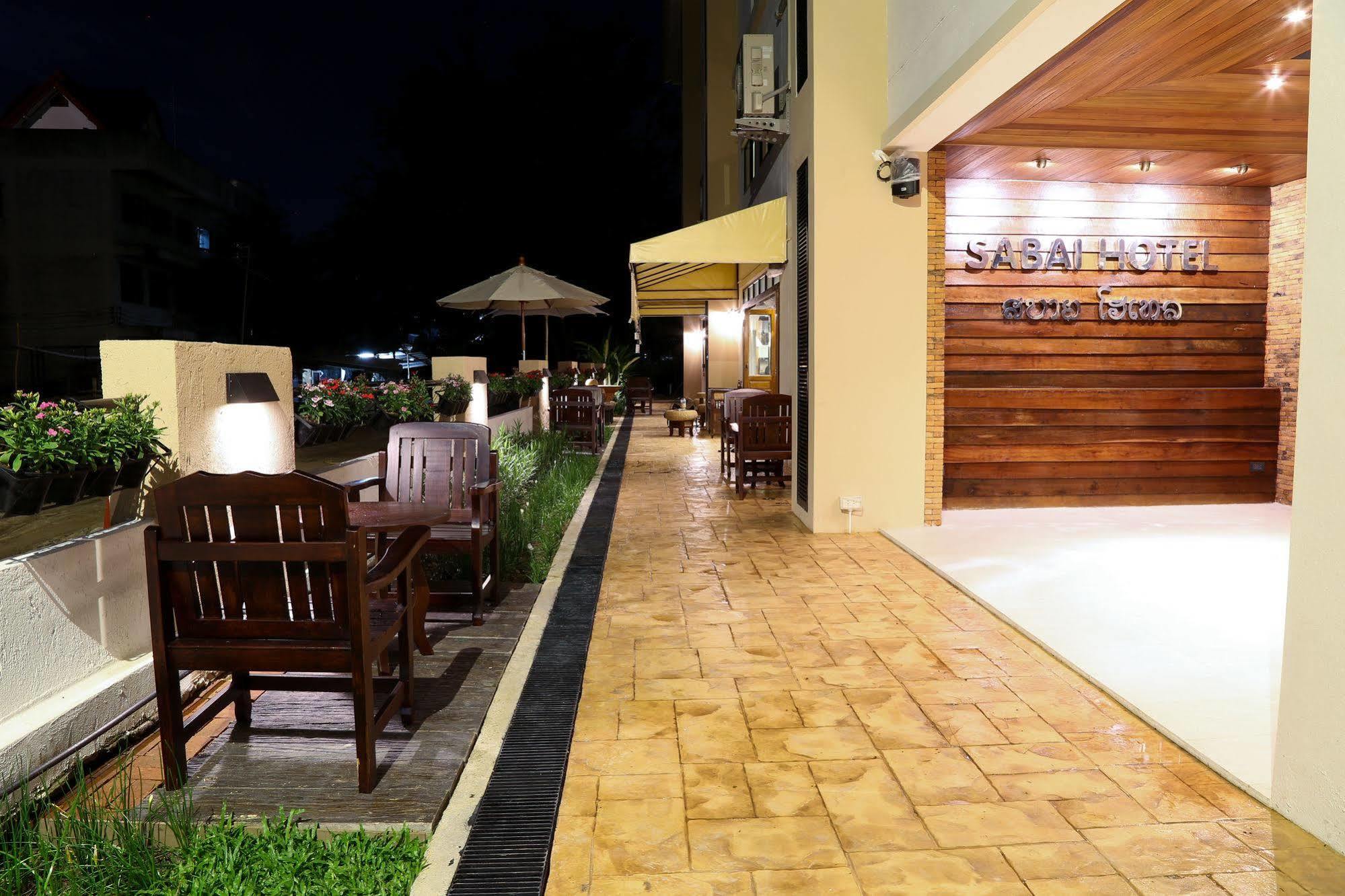 Sabai Hotel & Hostel チエンマイ エクステリア 写真